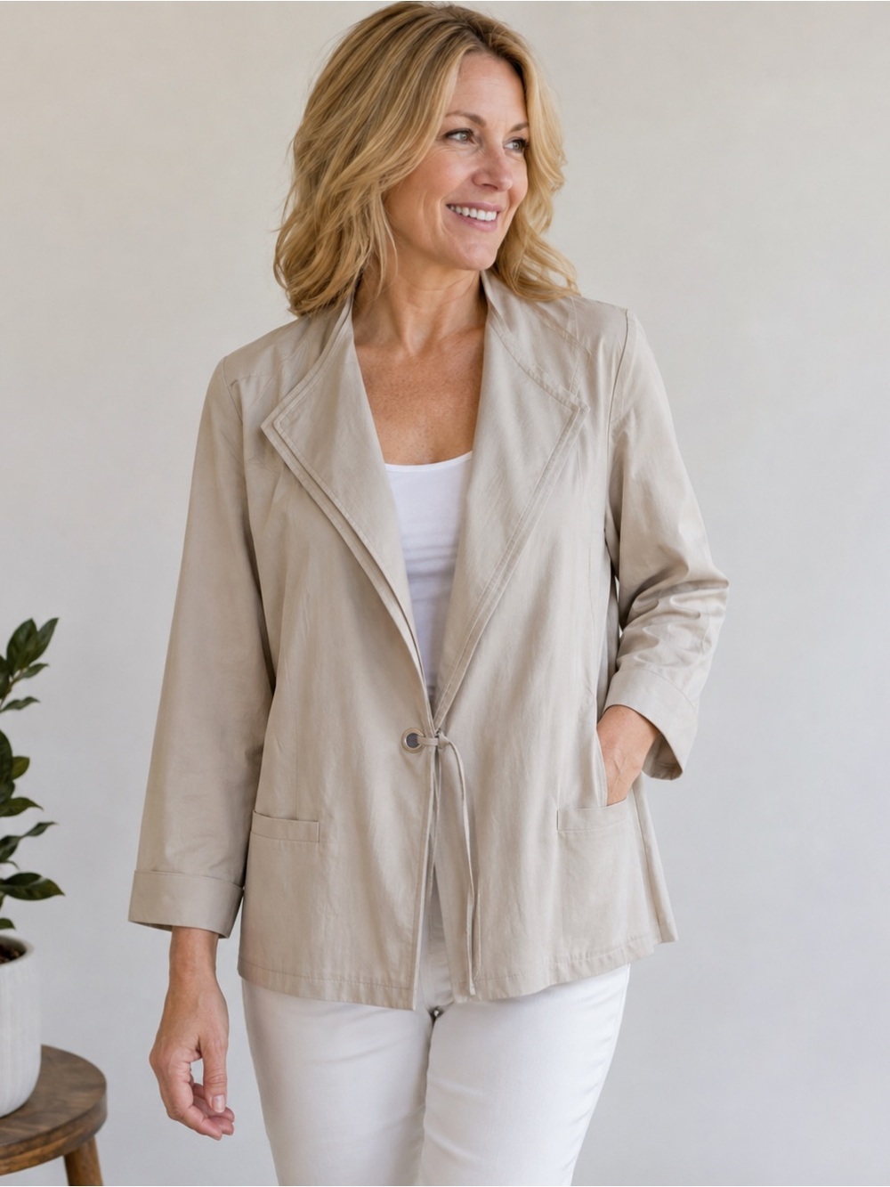 LAFAYETTE NY beige pocketed jacket sz 18. NWT as is (few dots on the front )